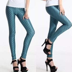 Mermaid Scales Print Shiny Green Blue Metallic Stretch Leggings 🧜‍♀️